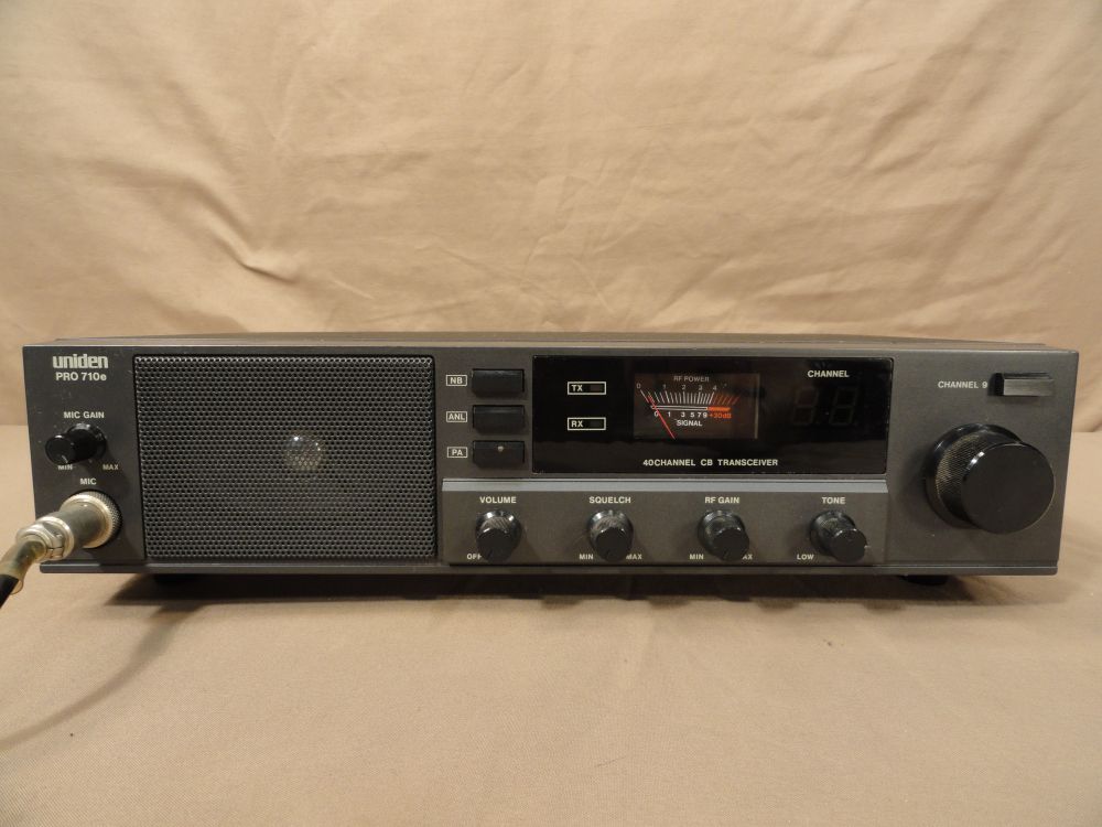 UNIDEN PRO 710E 40 CHANNEL PROFESSIONAL CB BASE STATION HOME TRANCEIVER RADIO