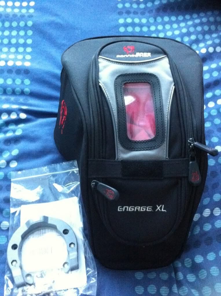 sv650 tank bag