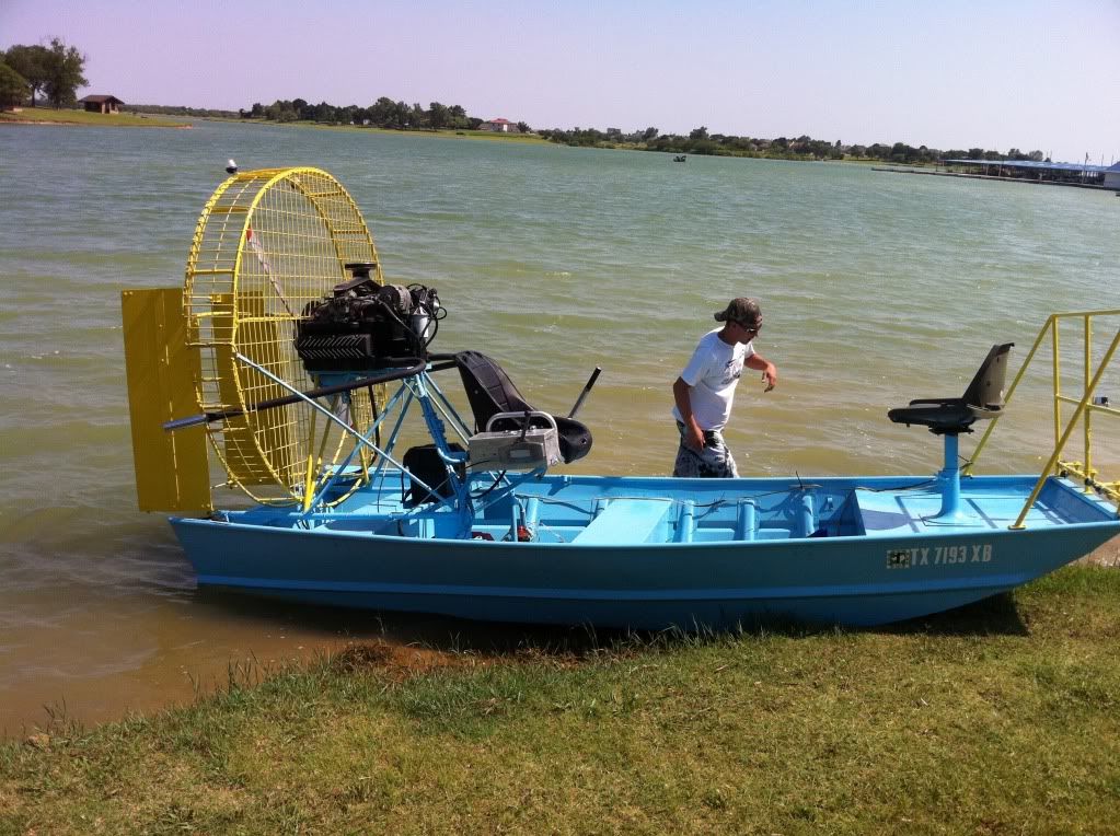 Thread: AIRBOAT 14' x 6' 4999.00$ FIRM