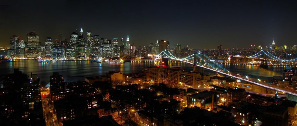 New York skyline at night photo: New York new-york-skyline-at-night.jpg