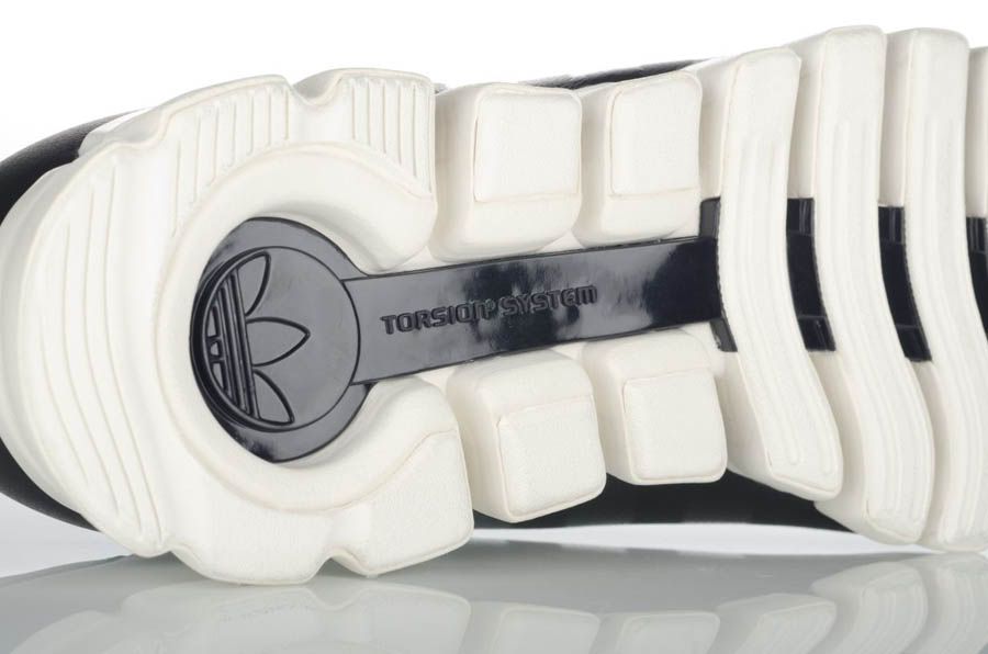 adidas-originals-samoa-torsion-flex-black-04.jpg