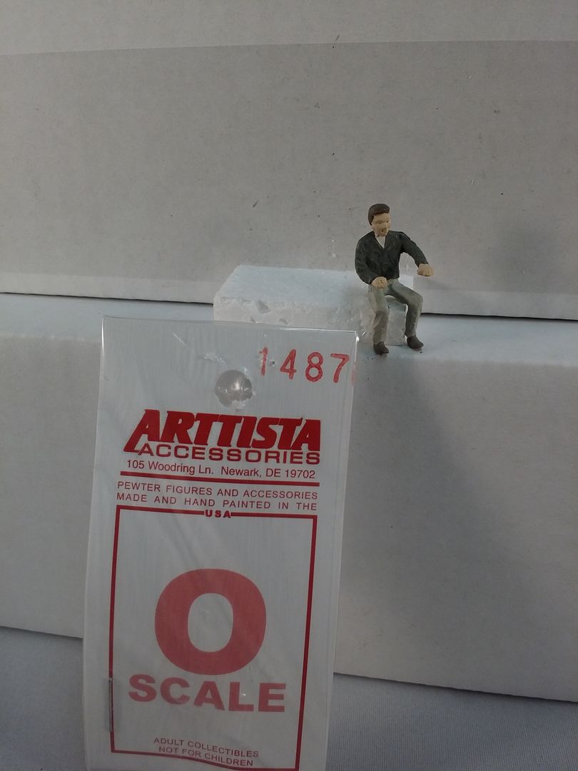 #1487 Arttista Man to Ride Motor Scooter O Scale On30 On3 Figures People New