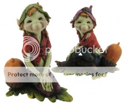 PAIR OF TWO ACORN PIXIE TWINS   SO CUTE   HOME OR GARDEN (PIXIE   ELF 